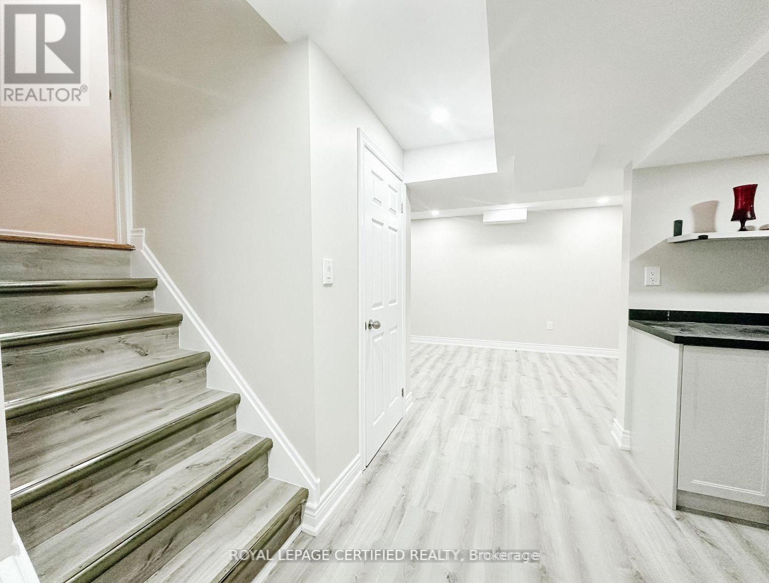 30 Lucerne Drive, Vaughan, ON - Indoor Photo Showing Other Room