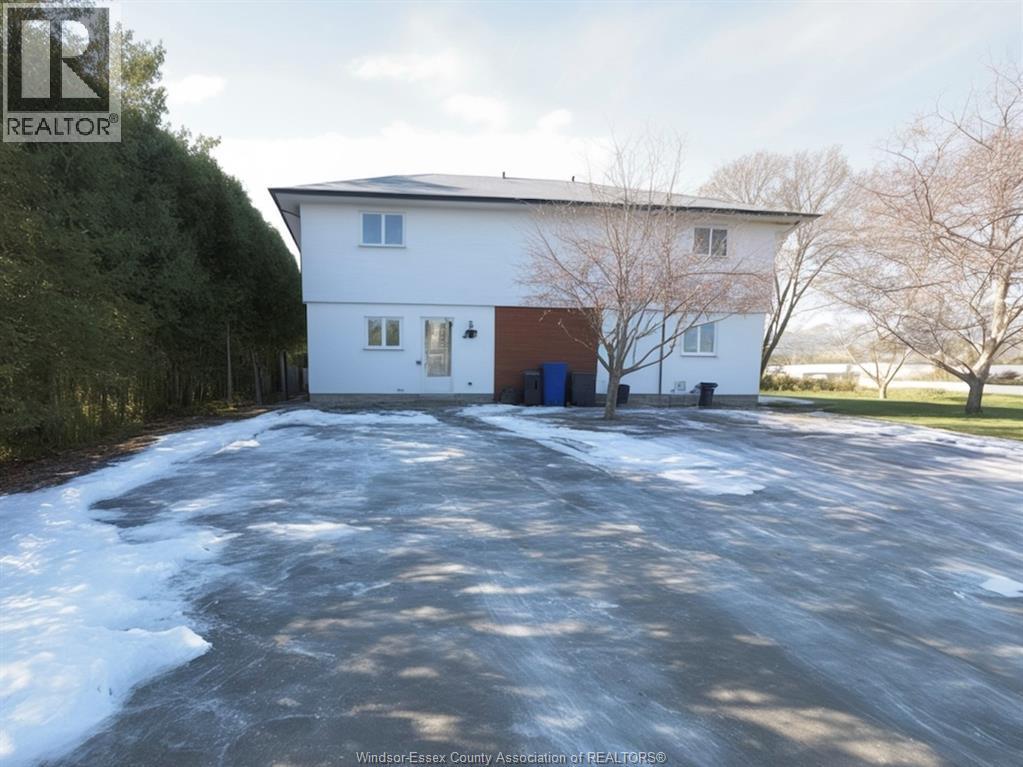 325 Dunn Rd. Unit# 1, Harrow, ON - Outdoor