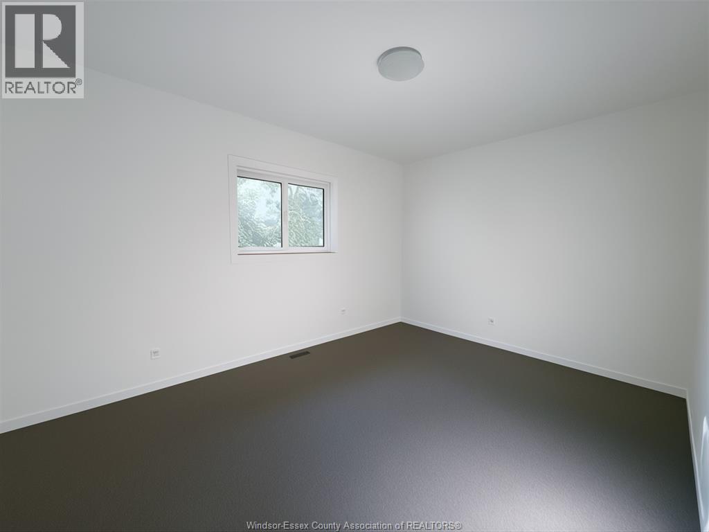 325 Dunn Rd. Unit# 1, Harrow, ON - Indoor Photo Showing Other Room