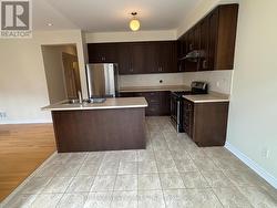 Centre Island for easy work -