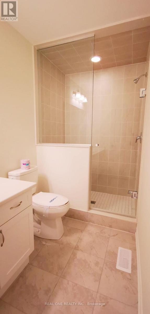 Washroom - 23 Broden Crescent, Whitby, ON - Indoor Photo Showing Bathroom
