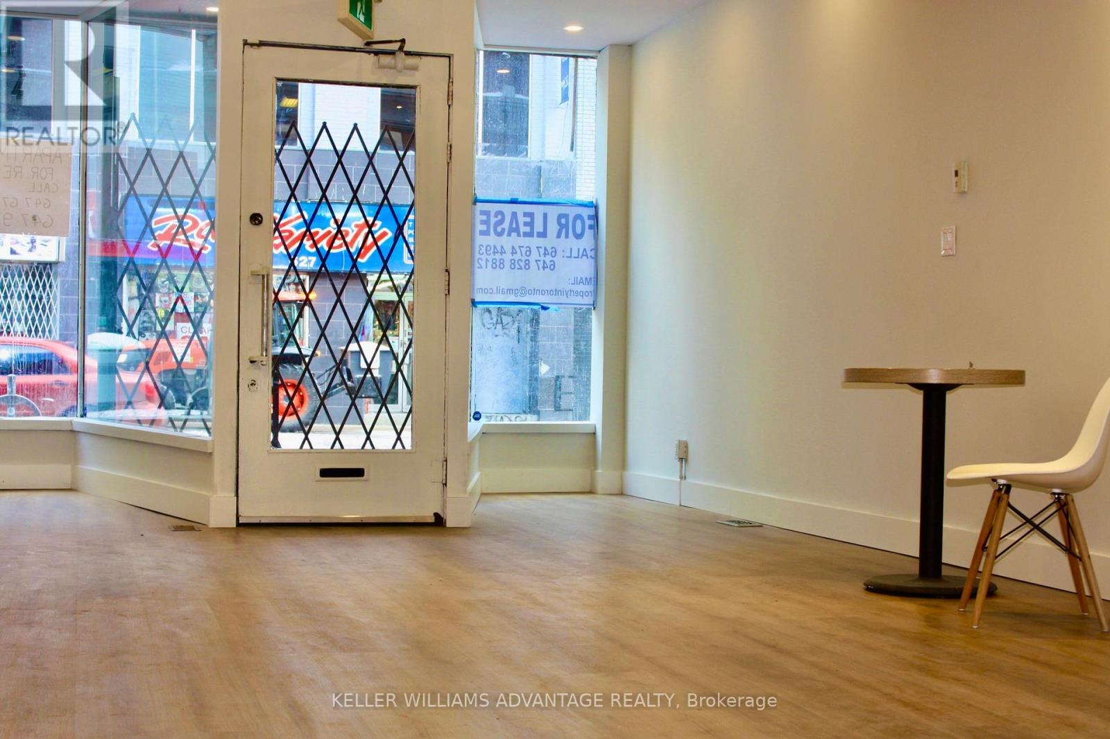 672 Yonge Street, Toronto, ON