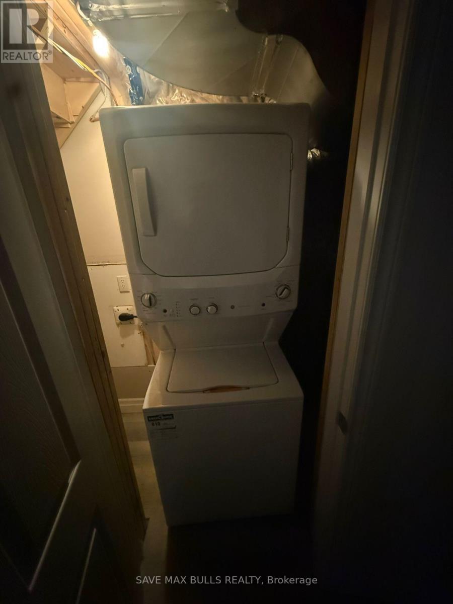 Basement - 4 Gillivary Drive, Whitby, ON - Indoor Photo Showing Laundry Room