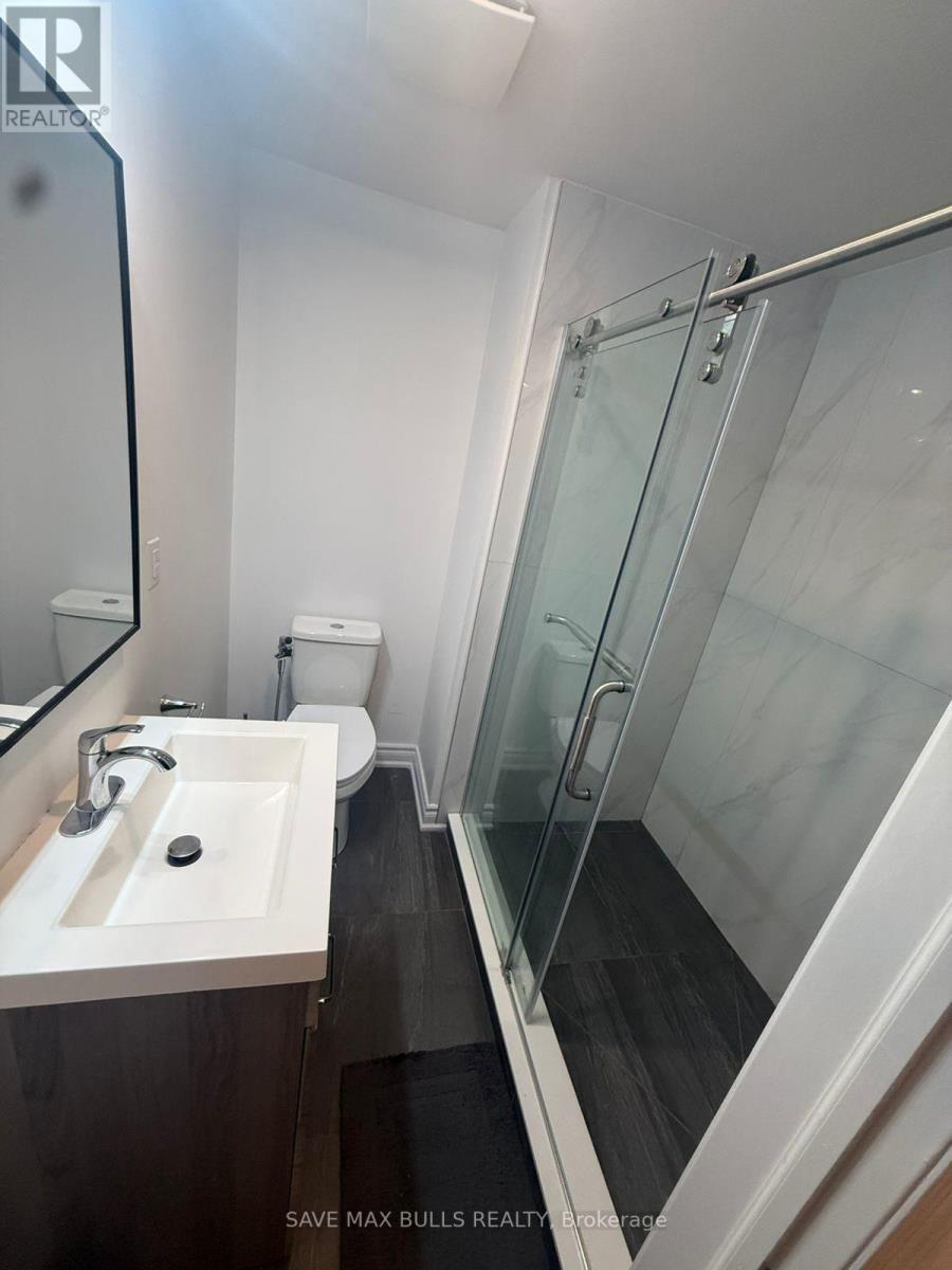 Basement - 4 Gillivary Drive, Whitby, ON - Indoor Photo Showing Bathroom