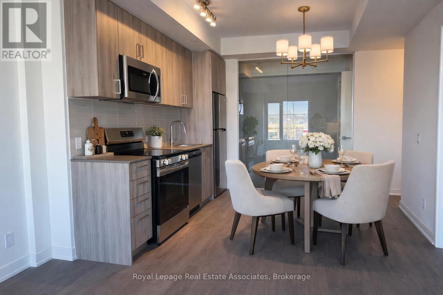 203 - 8020 Derry Road, Milton, ON - Indoor Photo Showing Dining Room