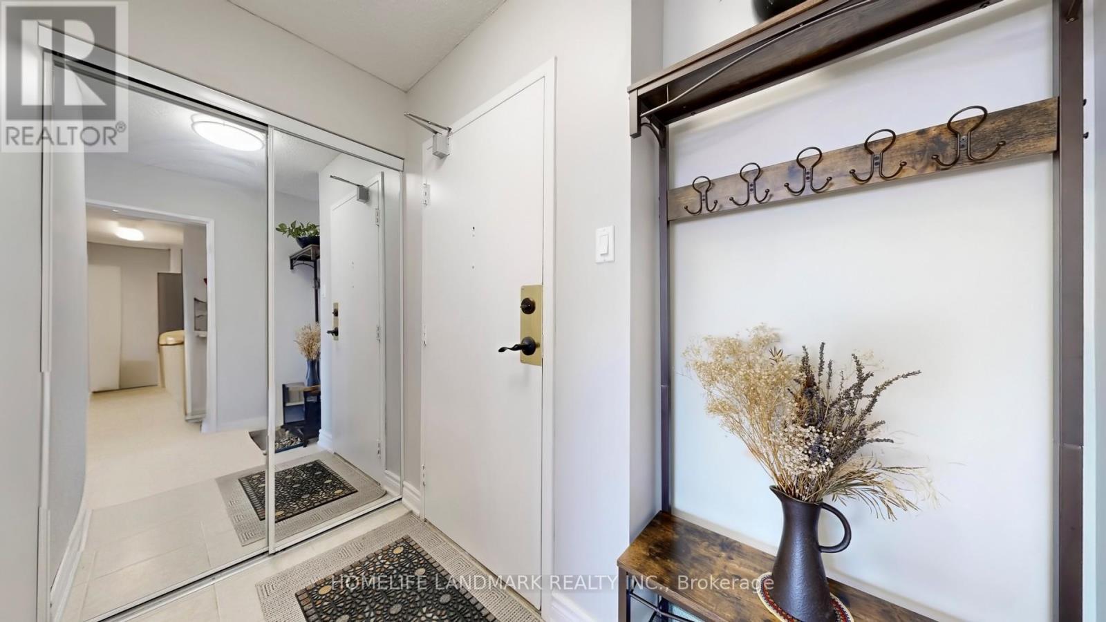 1001 - 25 Silver Springs Boulevard, Toronto, ON - Indoor