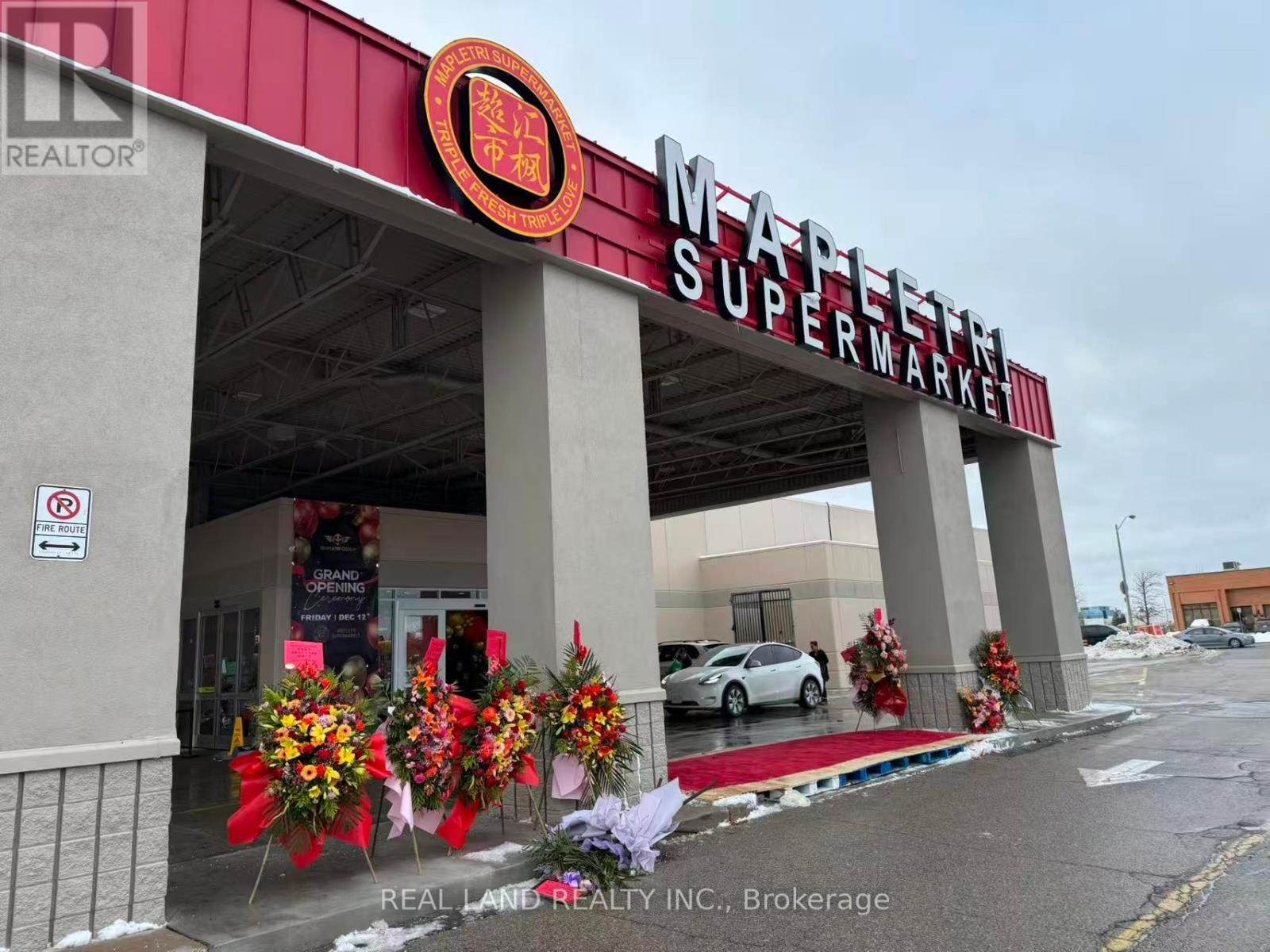 4615 - 8 Interchange Way, Vaughan, ON - Outdoor