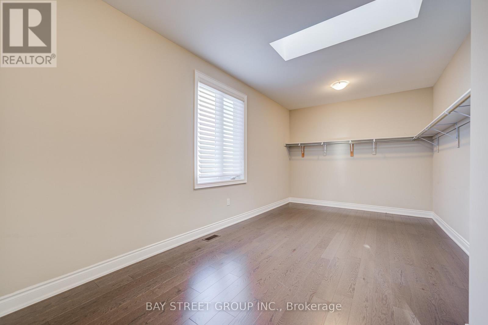 75 Douglas Road, Richmond Hill, ON - Indoor