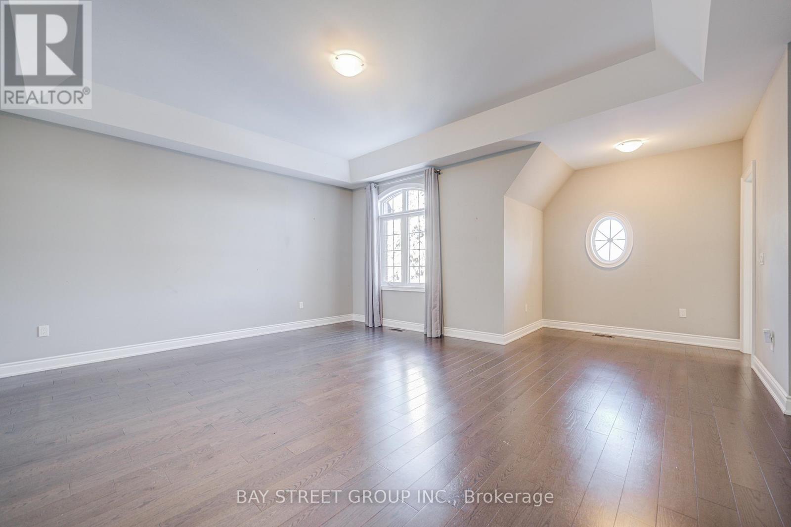 75 Douglas Road, Richmond Hill, ON - Indoor Photo Showing Other Room