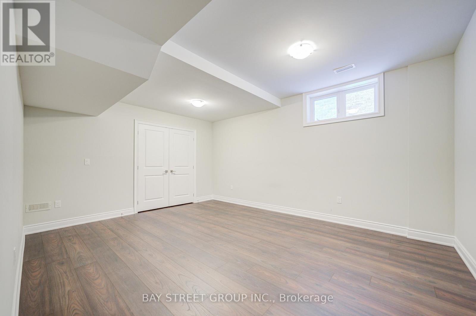 75 Douglas Road, Richmond Hill, ON - Indoor Photo Showing Other Room