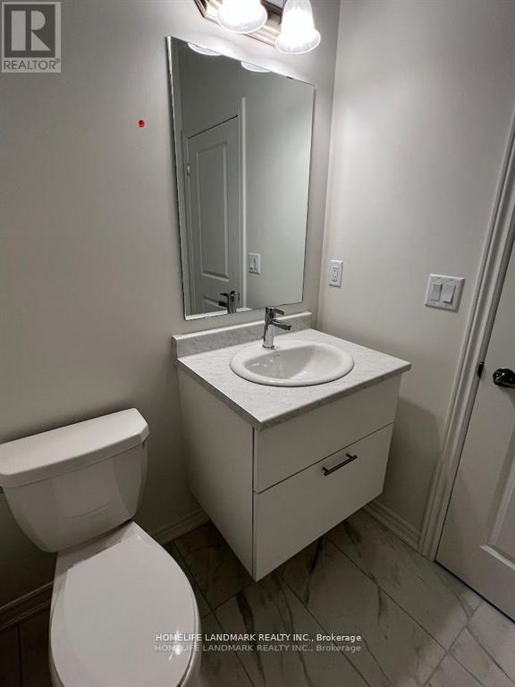 60 Shepherd Drive, Barrie, ON - Indoor Photo Showing Bathroom