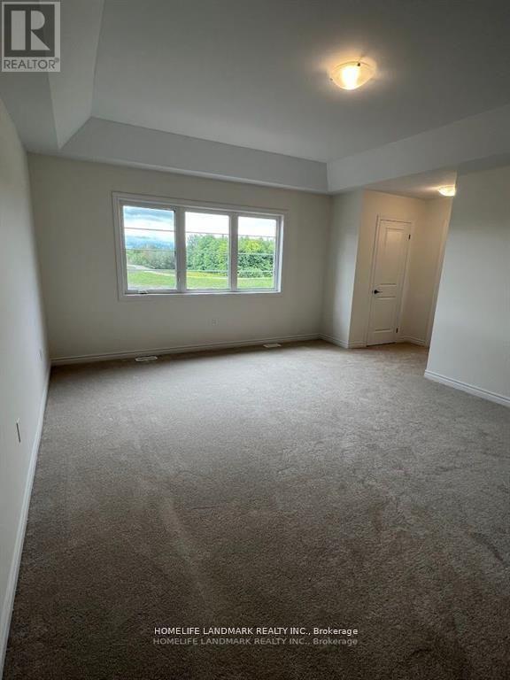 60 Shepherd Drive, Barrie, ON - Indoor Photo Showing Other Room