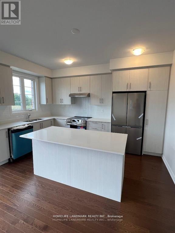 60 Shepherd Drive, Barrie, ON - Indoor Photo Showing Kitchen