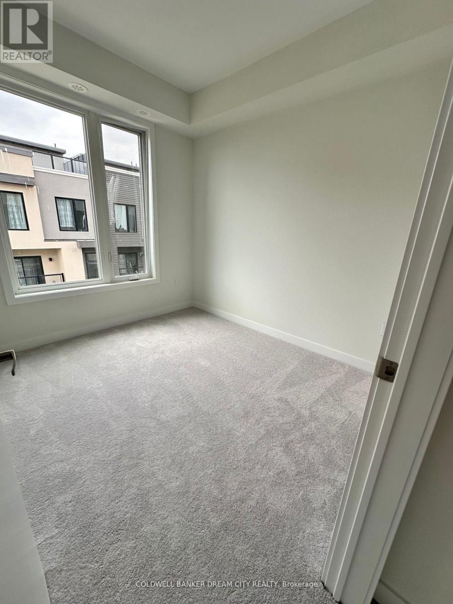 1 - 3550 Colonial Drive, Mississauga, ON - Indoor Photo Showing Other Room