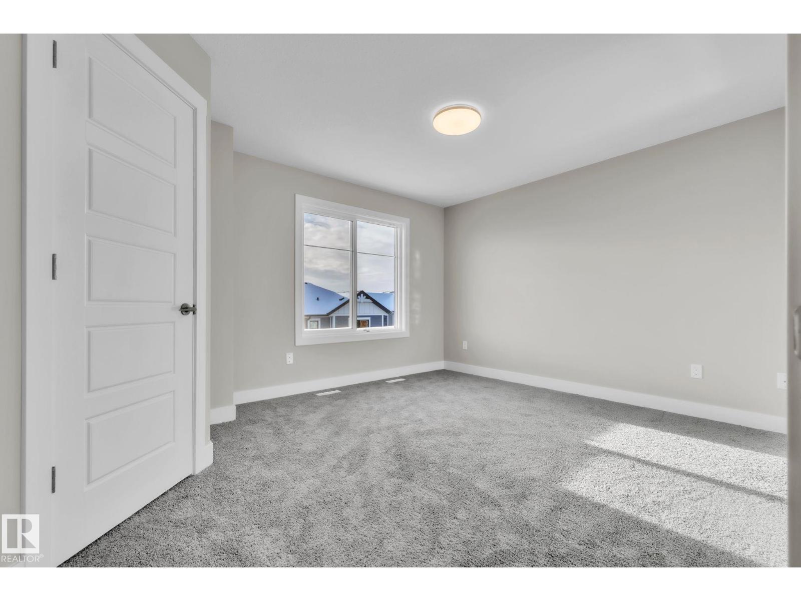 #15 6905 25 Av Sw, Edmonton, AB - Indoor Photo Showing Other Room