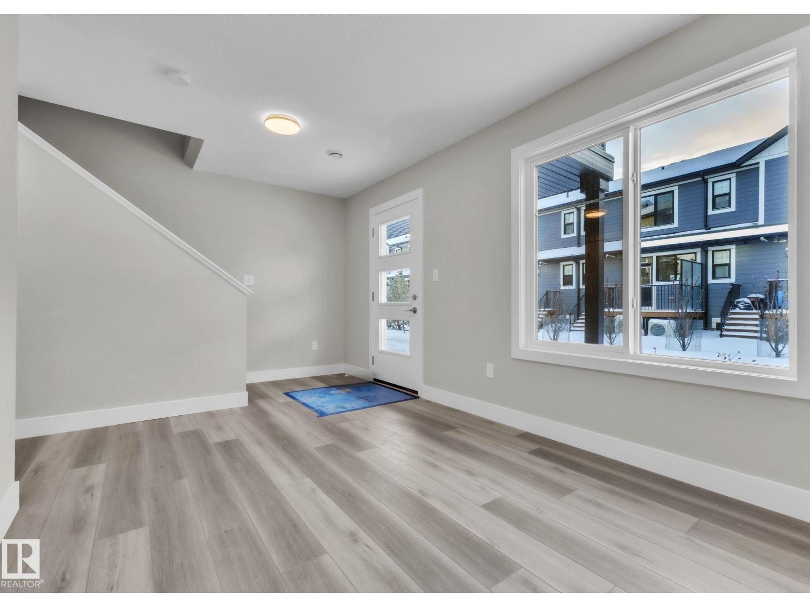 #15 6905 25 Av Sw, Edmonton, AB - Indoor Photo Showing Other Room