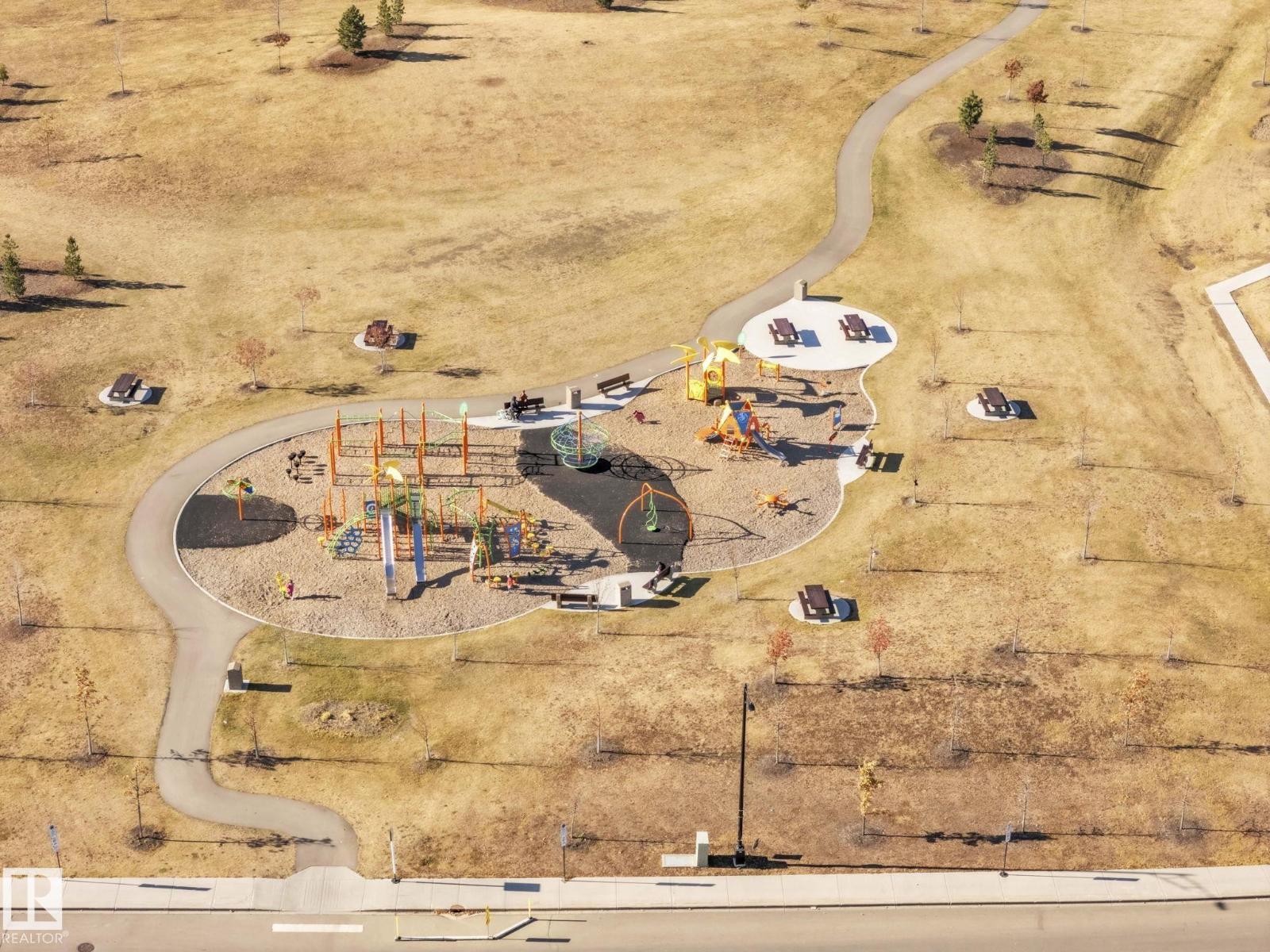 #15 6905 25 Av Sw, Edmonton, AB - With View