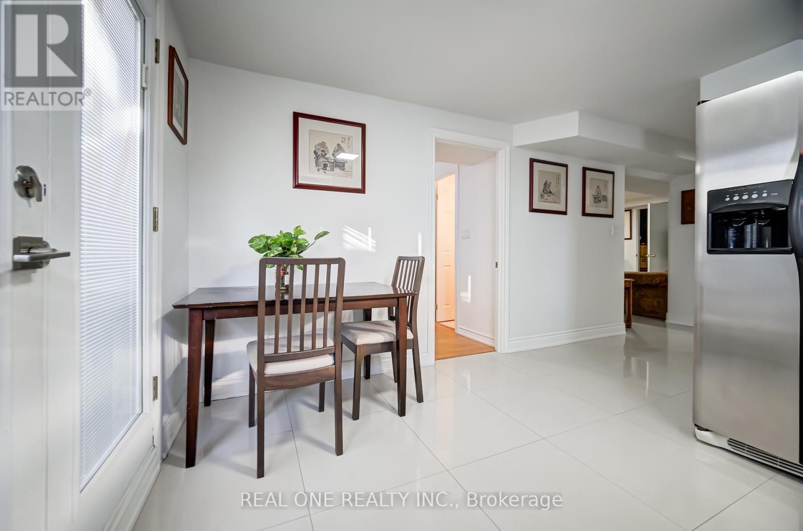 2 Grittani Lane, Toronto, ON - Indoor Photo Showing Dining Room