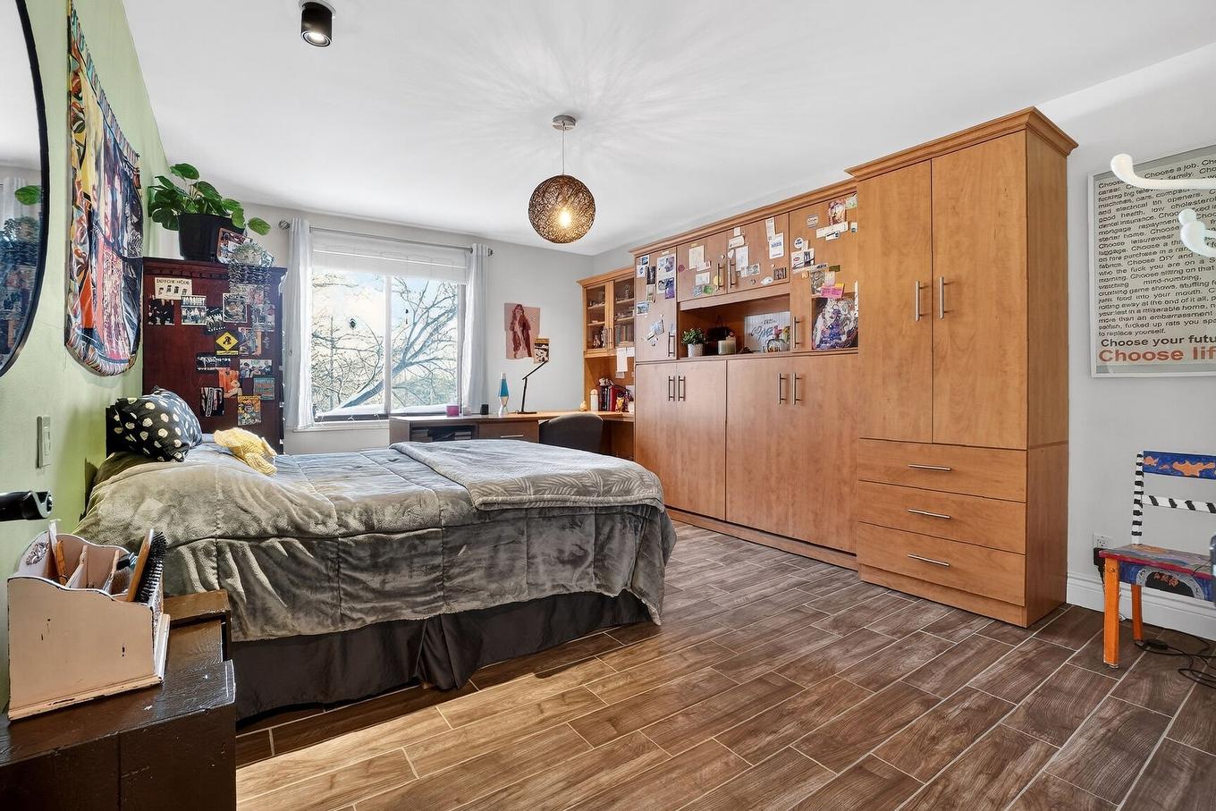 Chambre à coucher - 49-8275 Rue Sherbrooke E., Montréal (Mercier/Hochelaga-Maisonneuve), QC - Indoor Photo Showing Bedroom