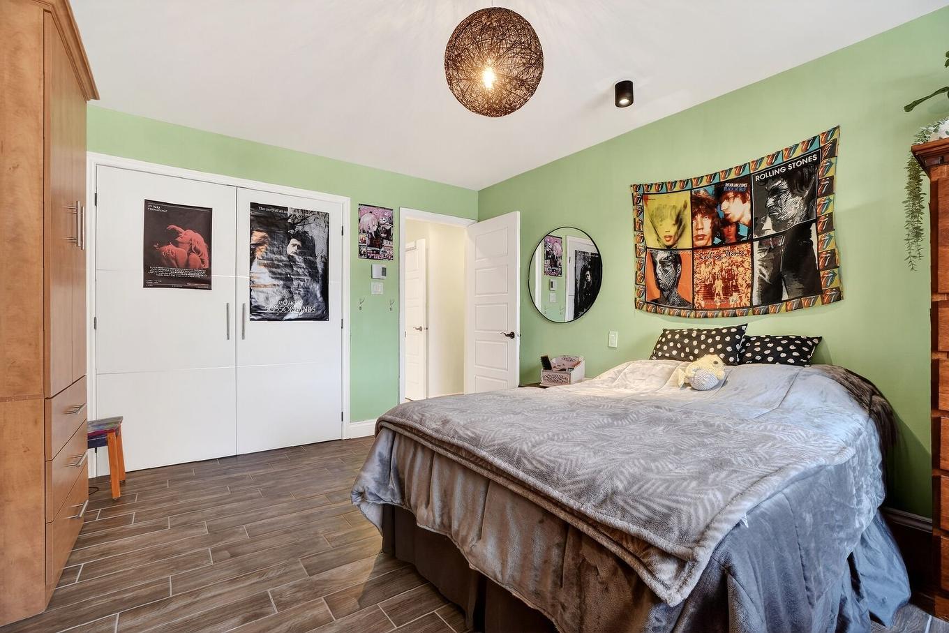 Chambre à coucher - 49-8275 Rue Sherbrooke E., Montréal (Mercier/Hochelaga-Maisonneuve), QC - Indoor Photo Showing Bedroom