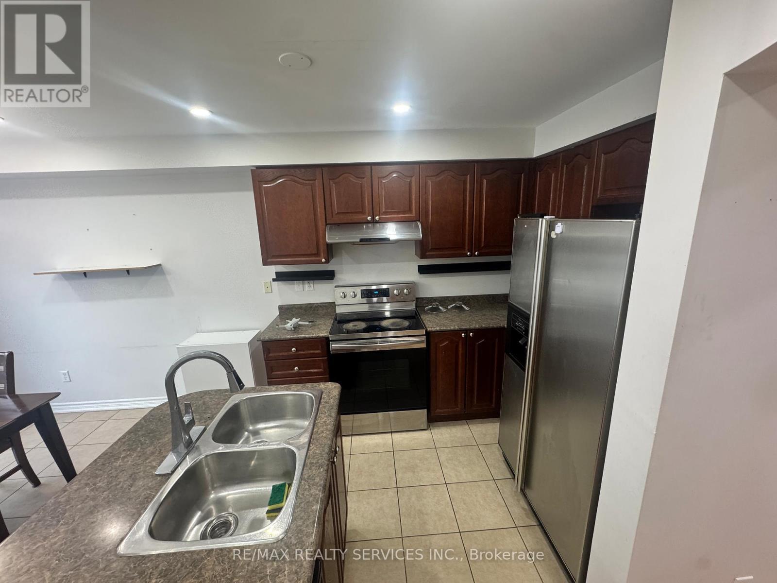 74 Severin Street, Brampton, ON - Indoor Photo Showing Kitchen With Stainless Steel Kitchen With Double Sink