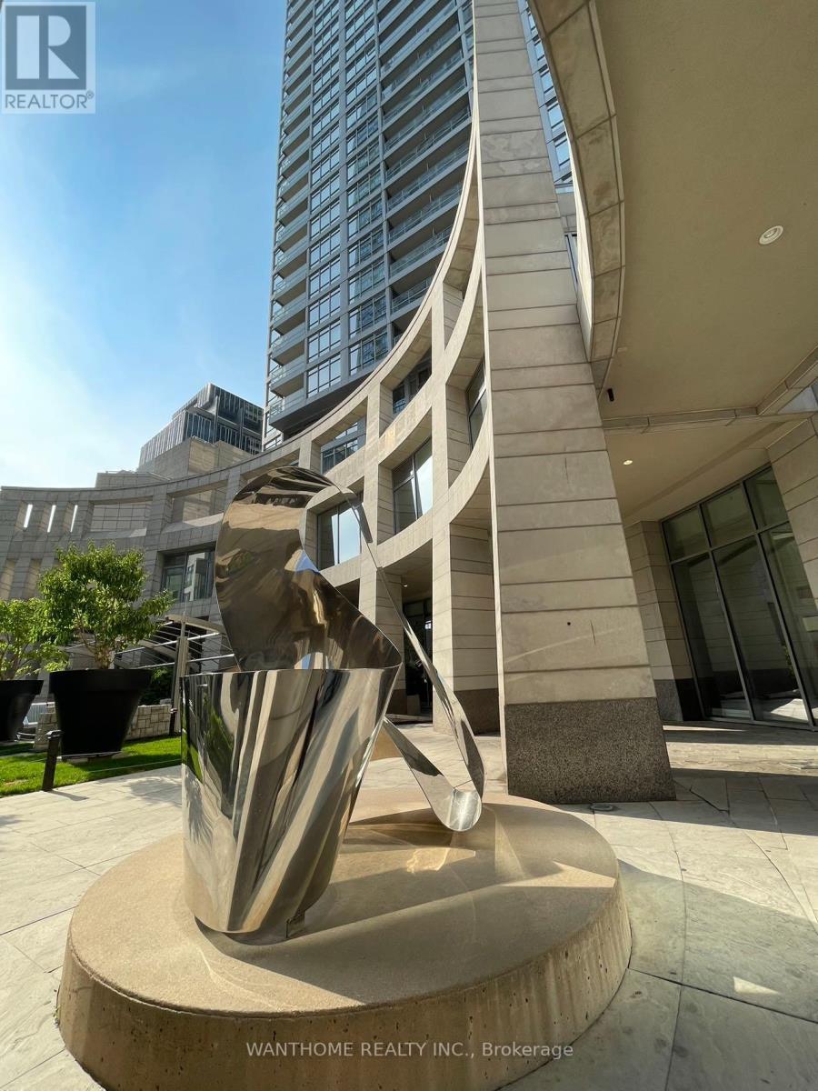 809 - 2191 Yonge Street, Toronto, ON - Outdoor