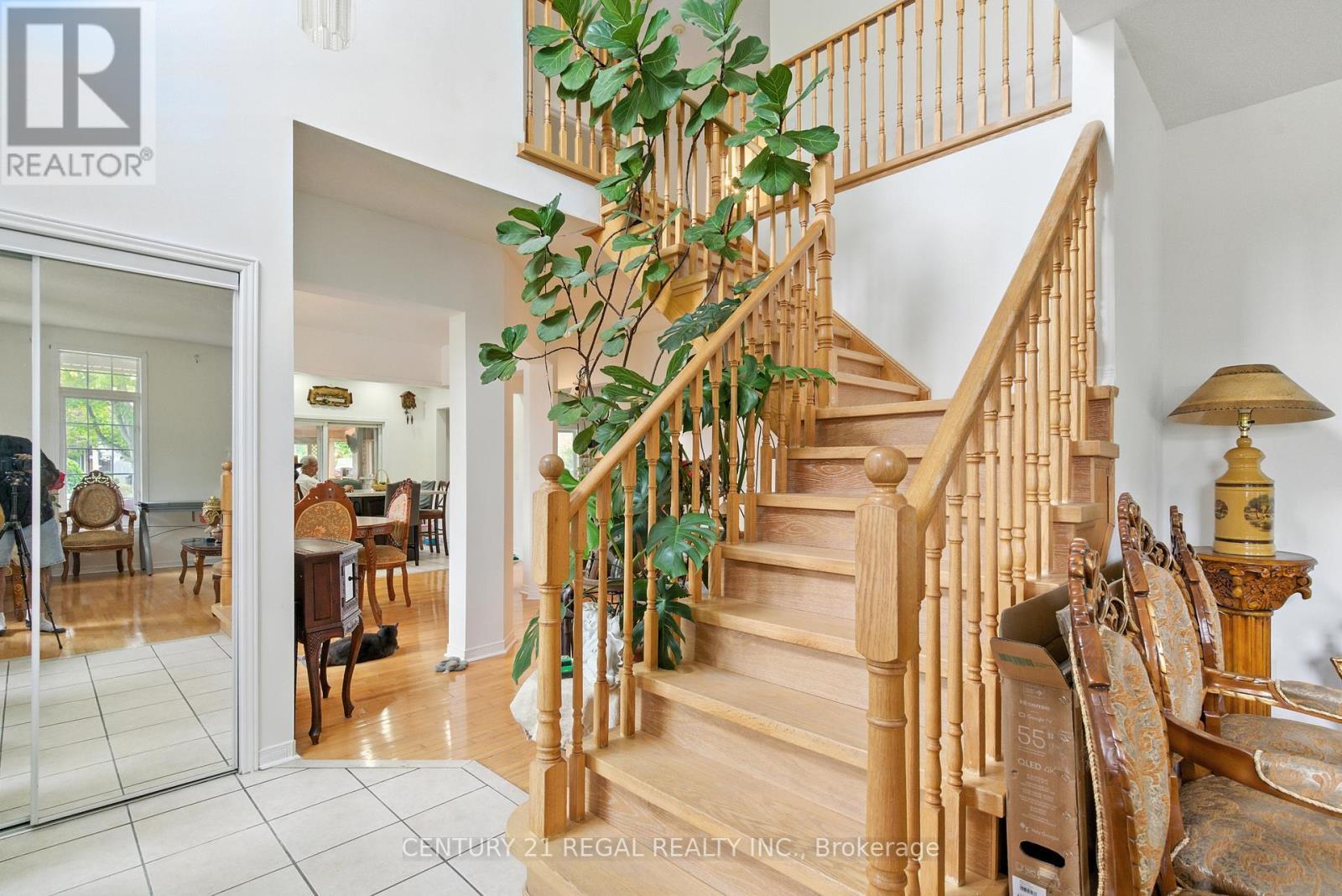 3 Osprey Court, Toronto, ON - Indoor Photo Showing Other Room