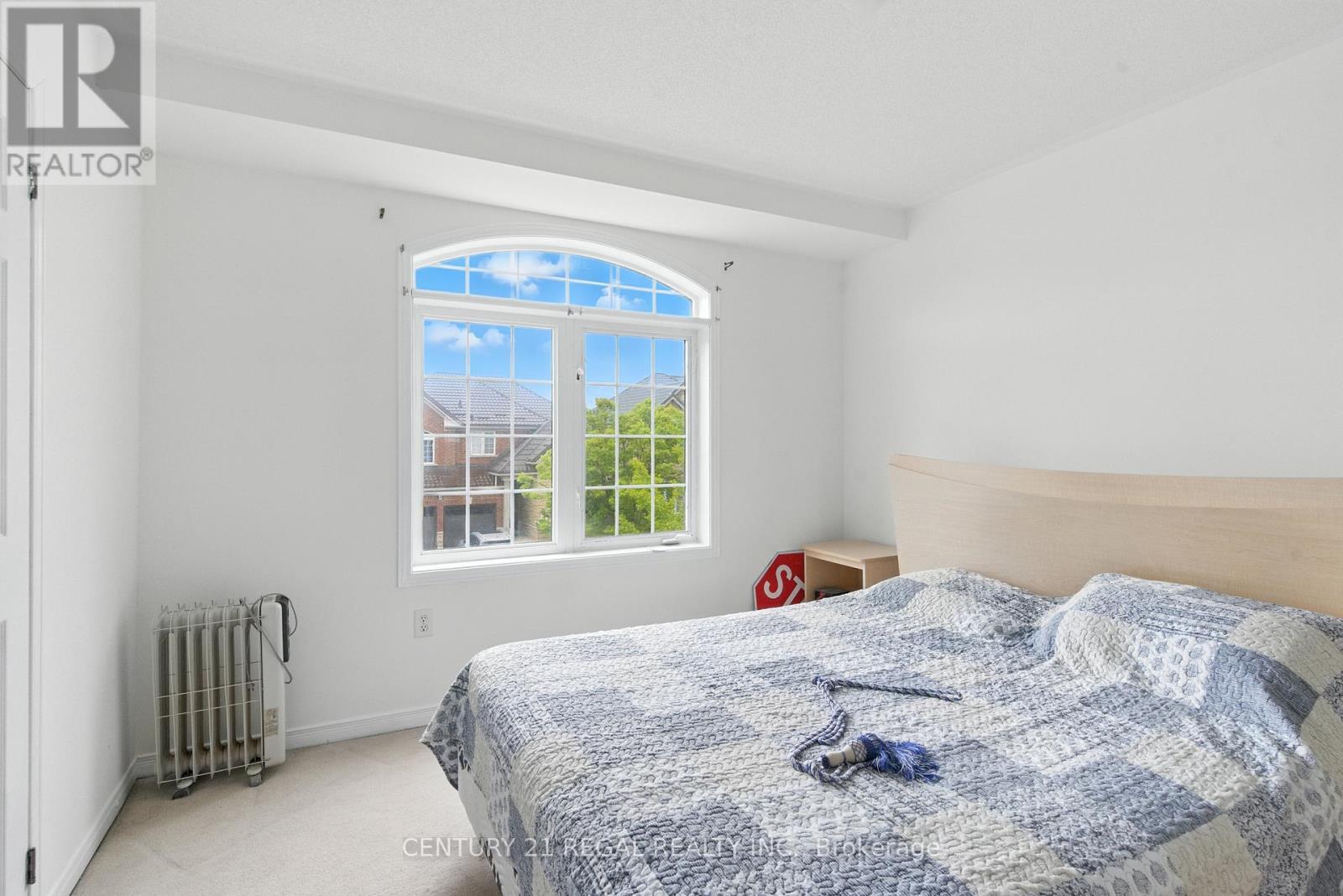 3 Osprey Court, Toronto, ON - Indoor Photo Showing Bedroom