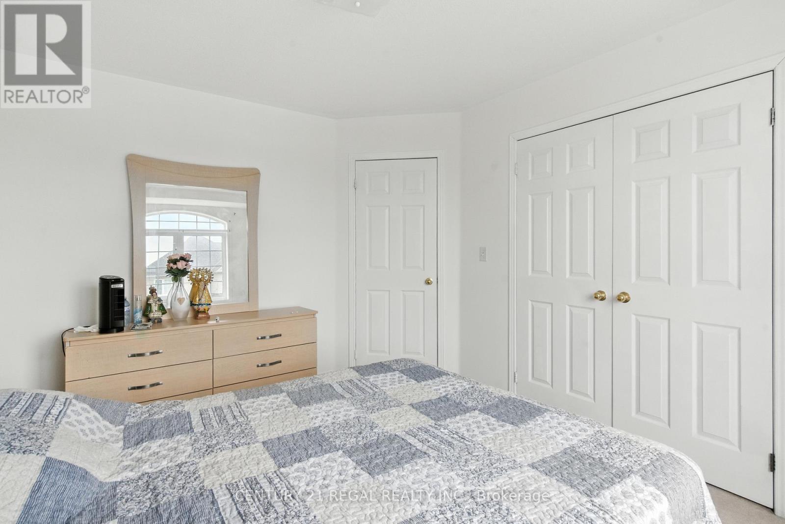 3 Osprey Court, Toronto, ON - Indoor Photo Showing Bedroom