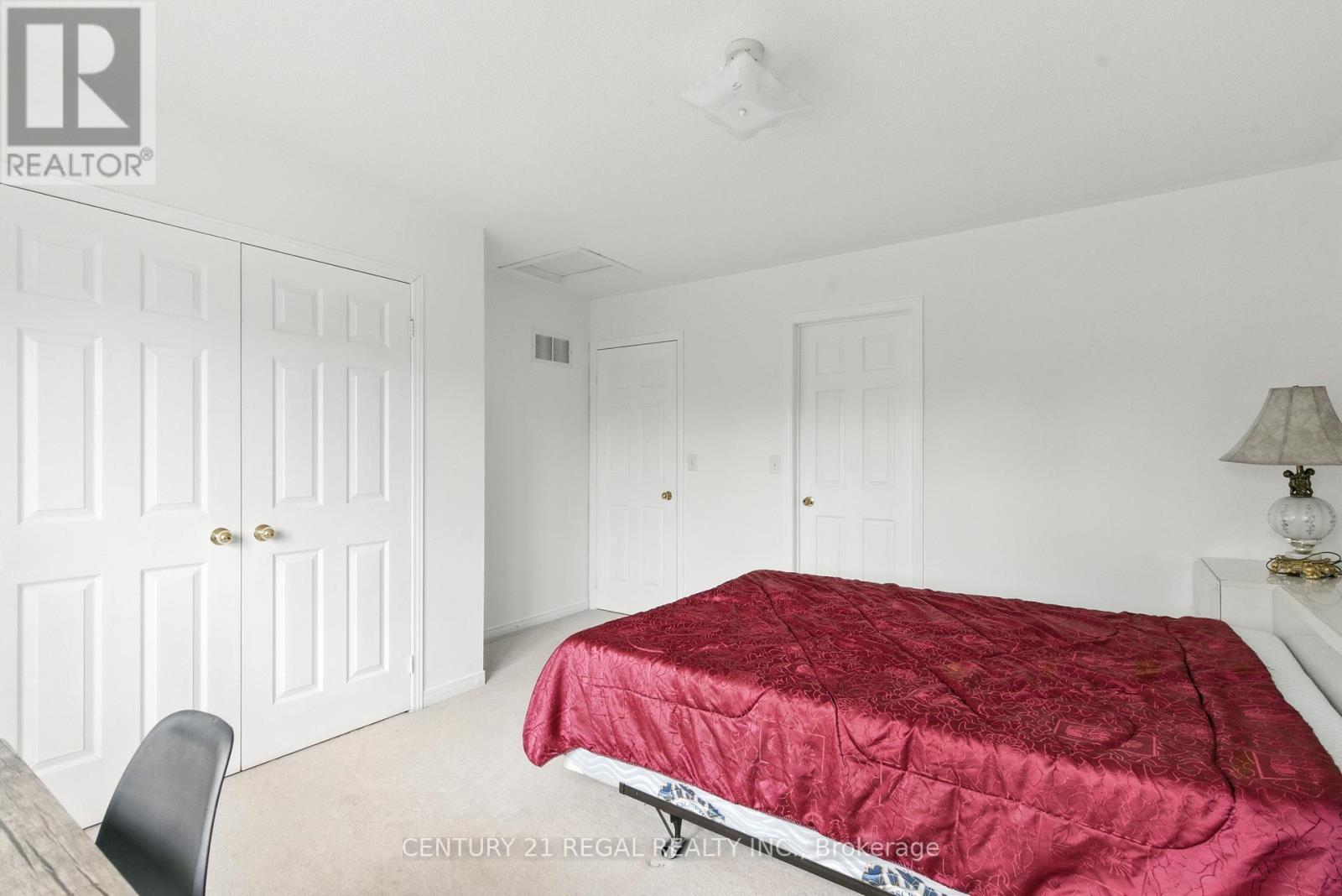 3 Osprey Court, Toronto, ON - Indoor Photo Showing Bedroom