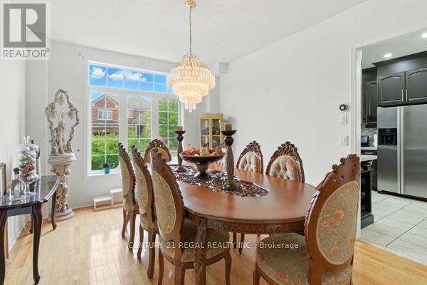 3 Osprey Court, Toronto, ON - Indoor Photo Showing Dining Room