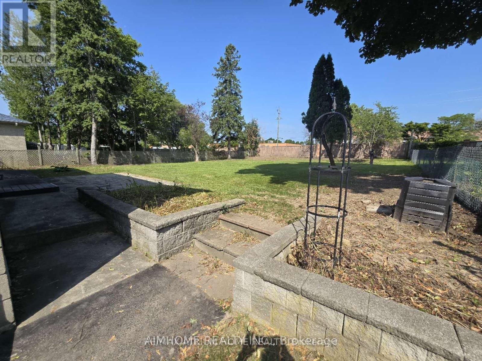 6 Abercorn Road, Markham, ON - Outdoor