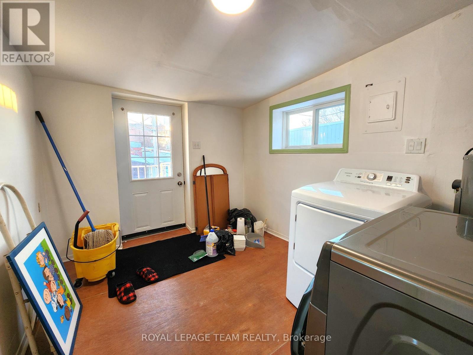 A - 50 Madawaska Street, Arnprior, ON