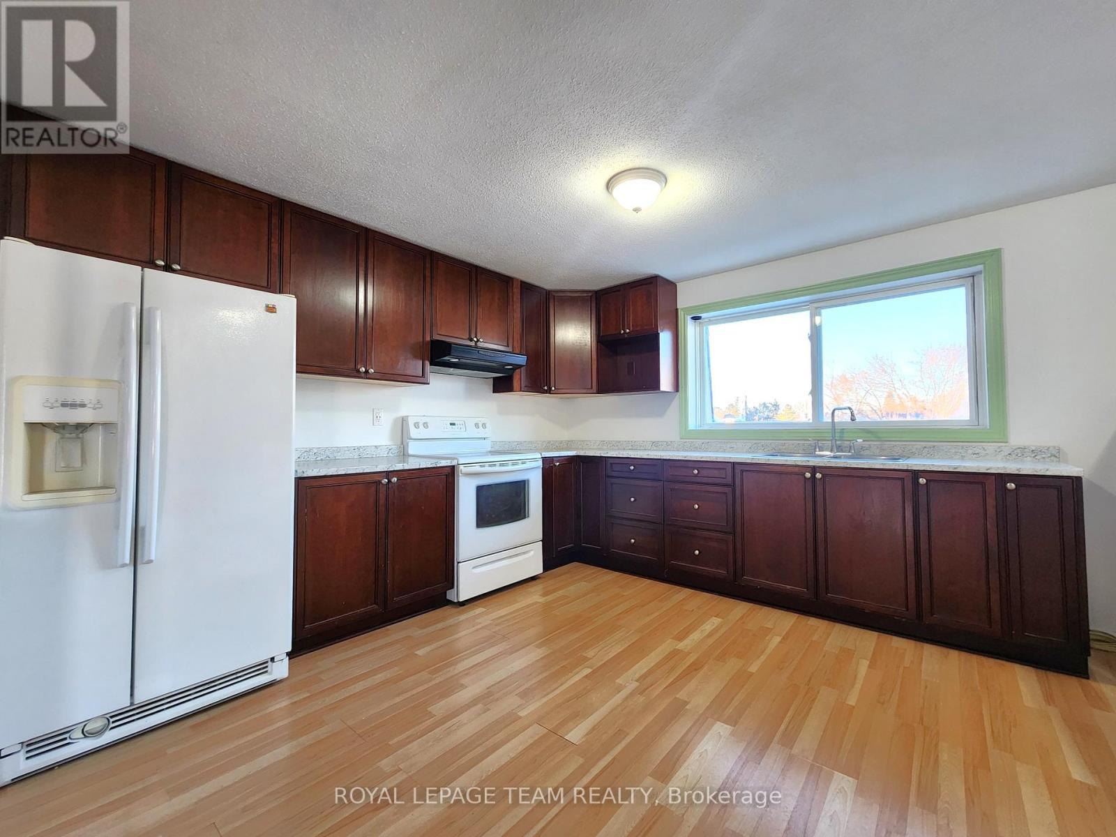 A - 50 Madawaska Street, Arnprior, ON