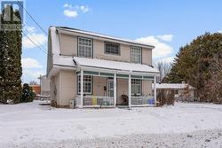 702 FRONT STREET Pembroke, ON K8A 6J5