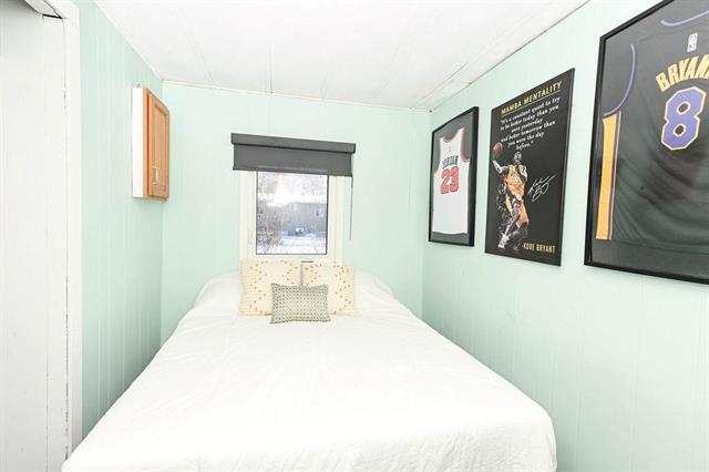 15 Aspen Four Dr, Steinbach, MB