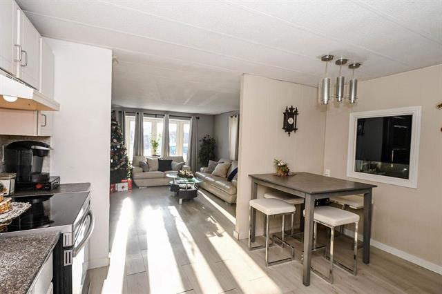 15 Aspen Four Dr, Steinbach, MB