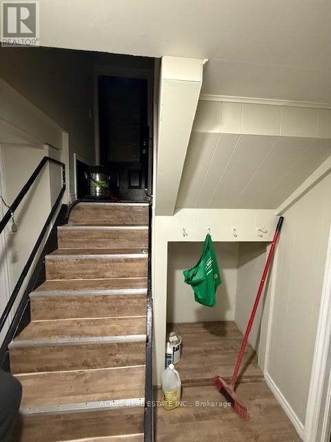 31 Sledman Street, Mississauga, ON - Indoor Photo Showing Other Room