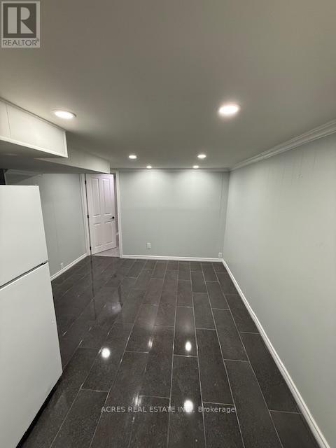 31 Sledman Street, Mississauga, ON - Indoor Photo Showing Other Room