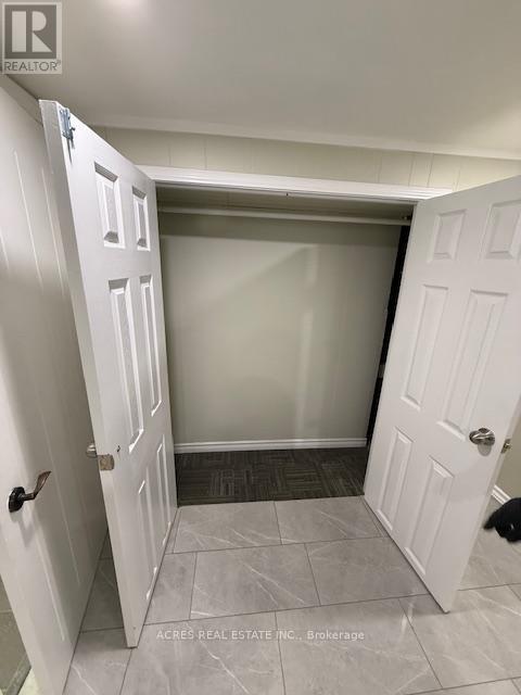 31 Sledman Street, Mississauga, ON - Indoor