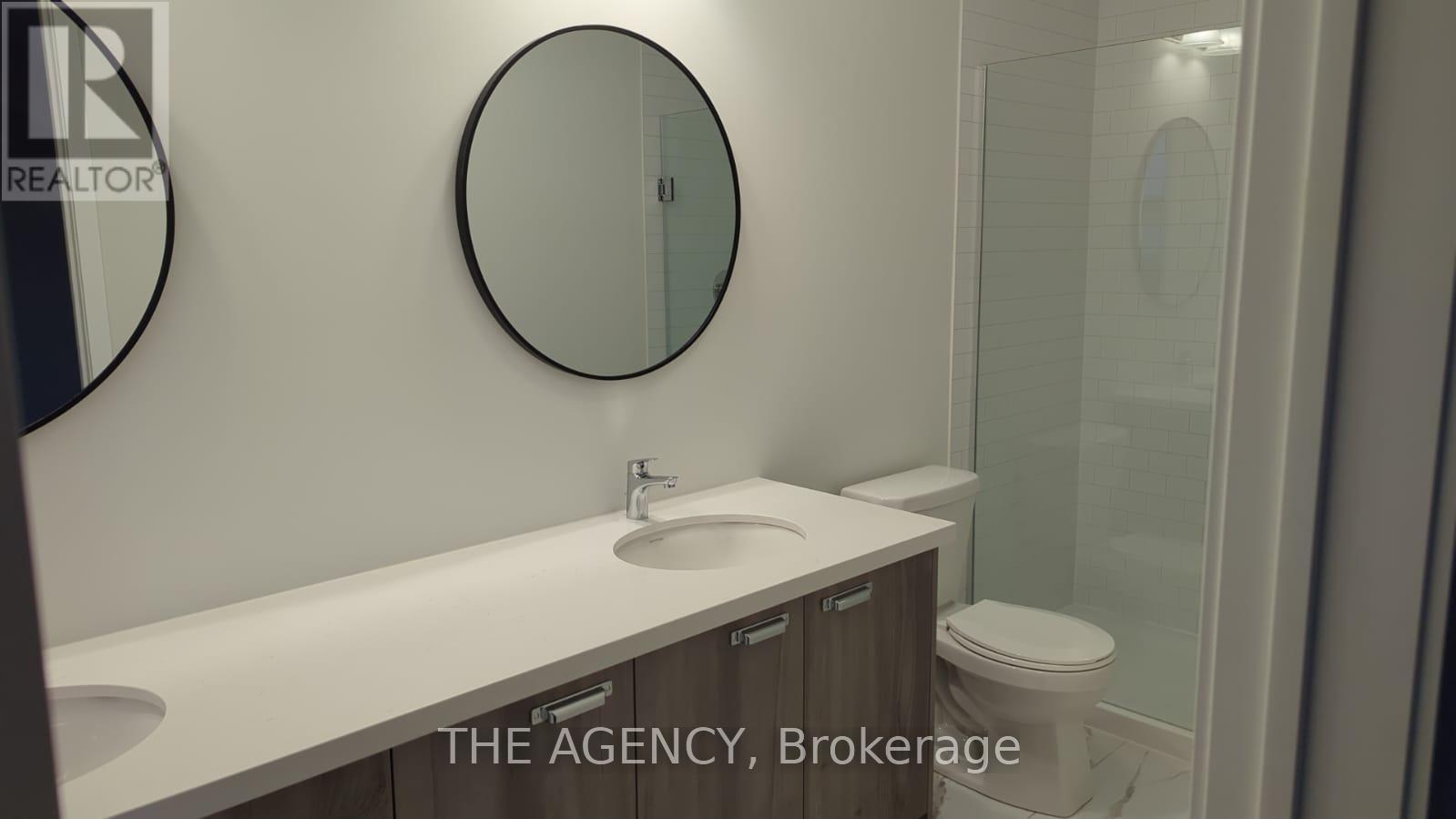 2036 Horace Duncan Crescent, Oshawa, ON - Indoor Photo Showing Bathroom