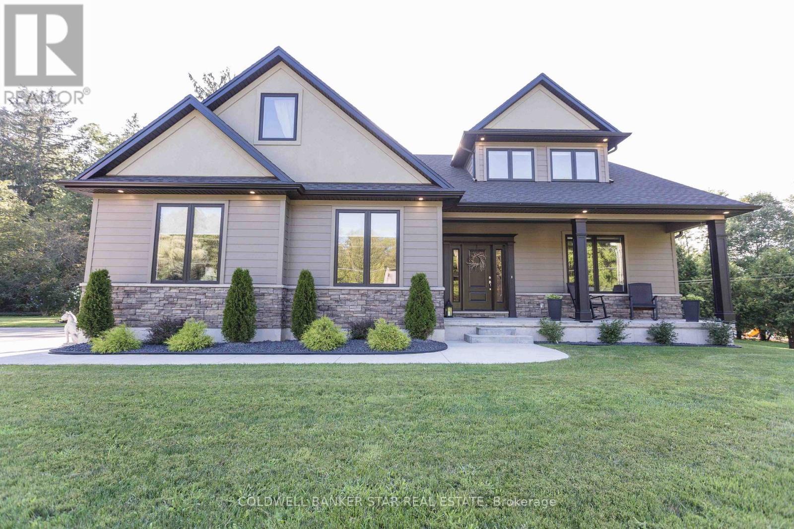 Maintenance free landscaping. - 8037 Springwater Road, Central Elgin, ON