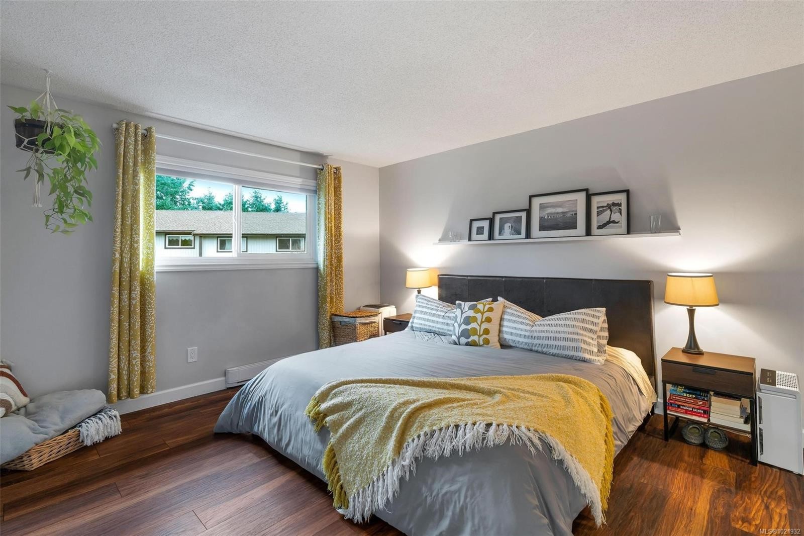 17-897 Admirals Rd, Esquimalt, BC