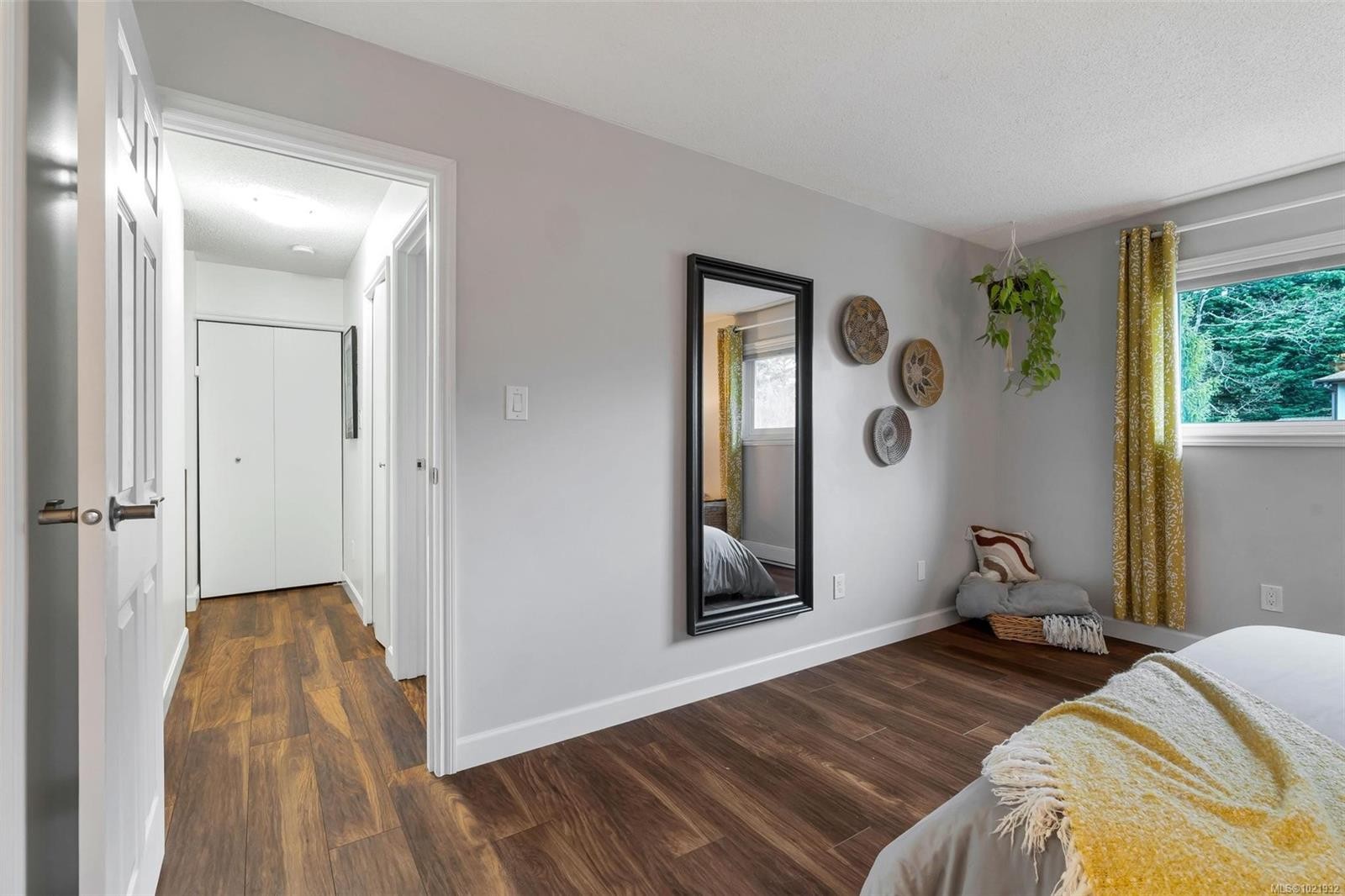 17-897 Admirals Rd, Esquimalt, BC