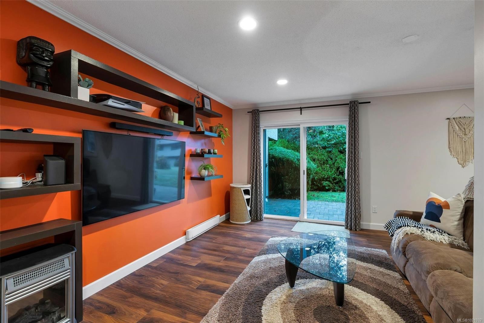 17-897 Admirals Rd, Esquimalt, BC