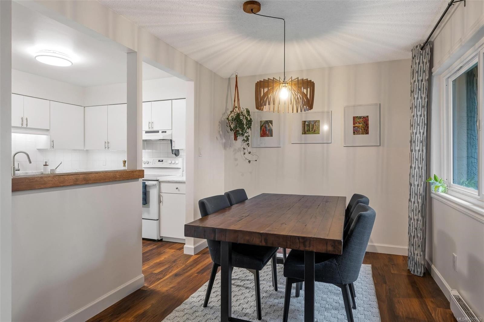 17-897 Admirals Rd, Esquimalt, BC