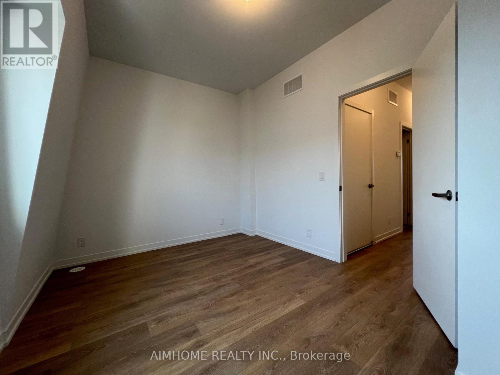 19 Case Ootes Drive, Toronto, ON - Indoor Photo Showing Other Room