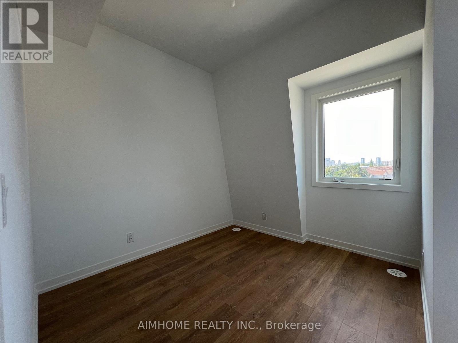 19 Case Ootes Drive, Toronto, ON - Indoor Photo Showing Other Room