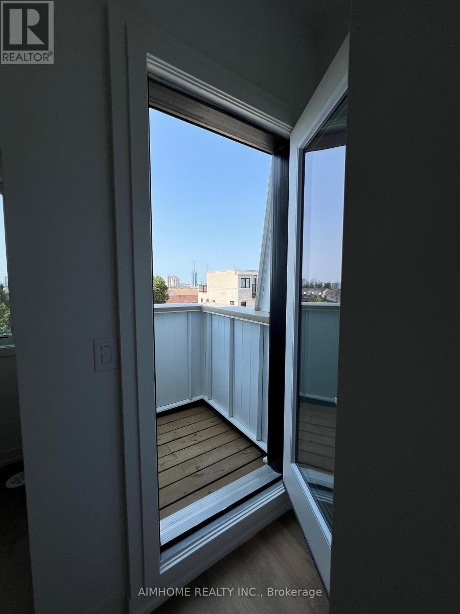 19 Case Ootes Drive, Toronto, ON - With Exterior