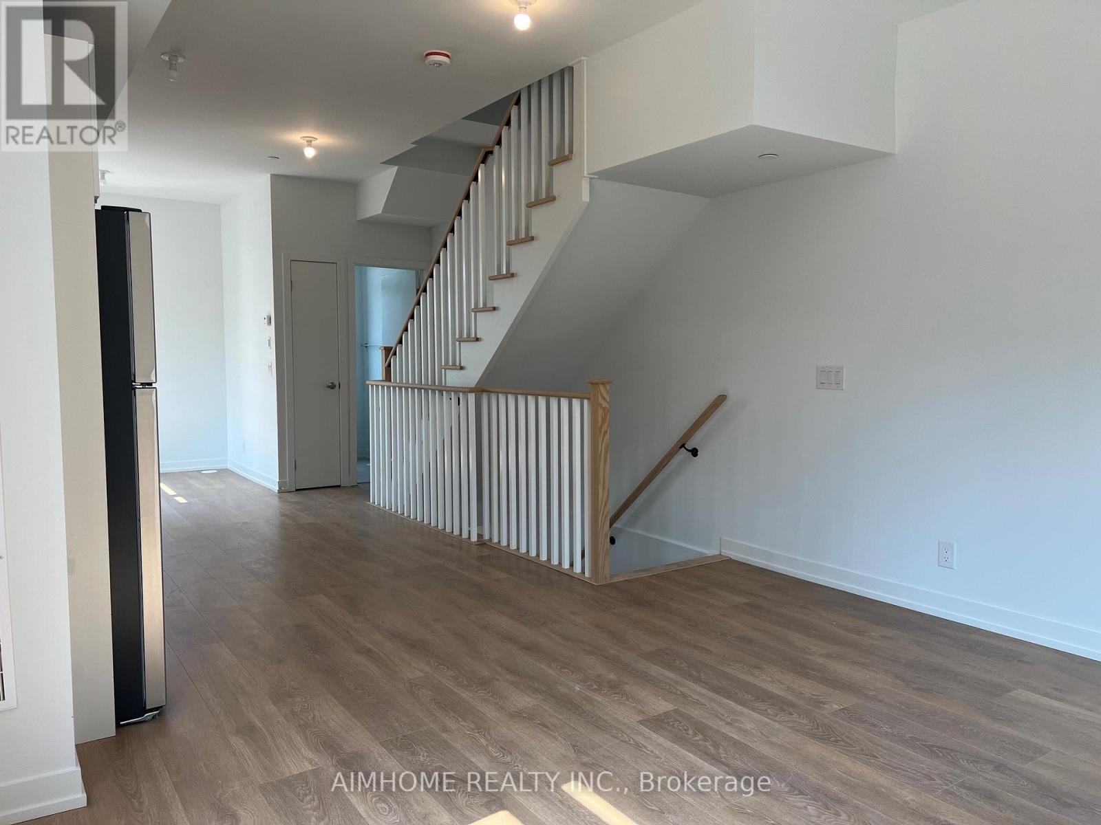 19 Case Ootes Drive, Toronto, ON - Indoor Photo Showing Other Room